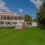 Βίλα Rivazzurra Beachfront Luxury