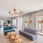 Rivazzurra Beachfront Luxury * Λιθακιά