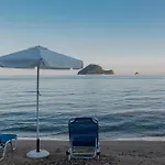 Βίλα Rivazzurra Beachfront Luxury