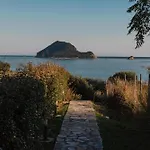 Βίλα Rivazzurra Beachfront Luxury Λιθακιά