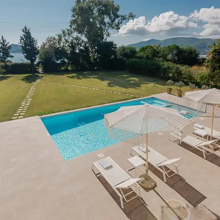 빌라 Rivazzurra Beachfront Luxury