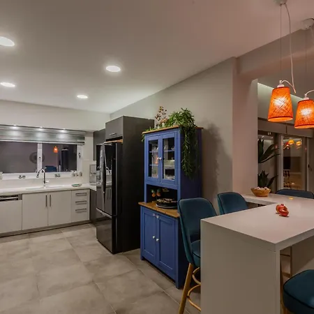 Villa Rivazzurra Beachfront Luxury