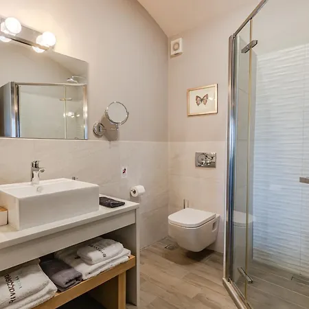 Rivazzurra Beachfront Luxury ヴィラ Lithakia