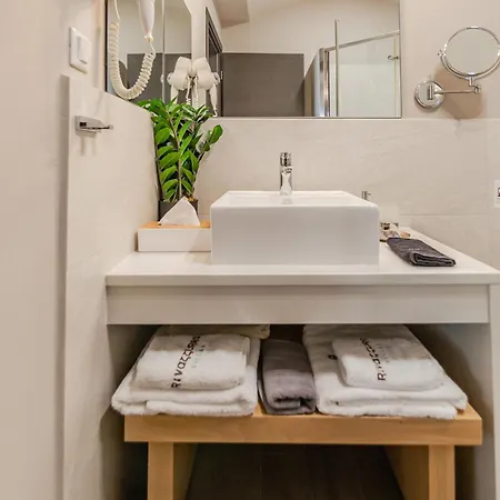 Rivazzurra Beachfront Luxury 别墅 *