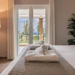 Rivazzurra Beachfront Luxury ヴィラ
