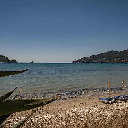 Villa Rivazzurra Beachfront Luxury *