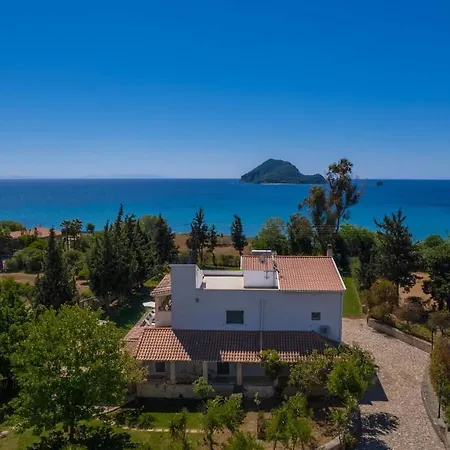 Rivazzurra Beachfront Luxury Vila