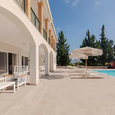 Rivazzurra Beachfront Luxury Villa