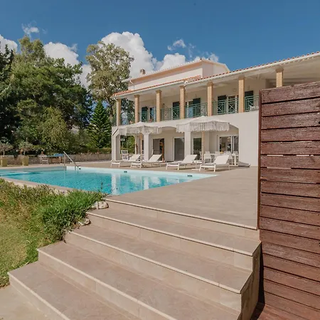 Villa Rivazzurra Beachfront Luxury