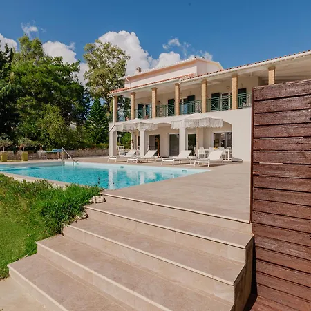 Rivazzurra Beachfront Luxury Villa