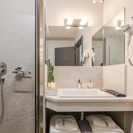 Villa Rivazzurra Beachfront Luxury