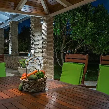 Rivazzurra Beachfront Luxury Villa